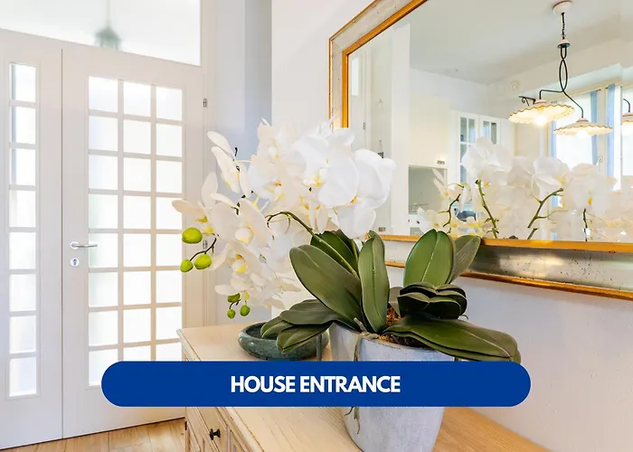 Julia's House
